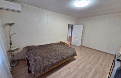 Obolon' Apartment | Iordanska Street Apartments