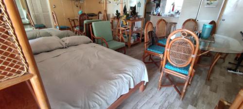 Club Deportivo House | IOW4 LM Yoga Lounge