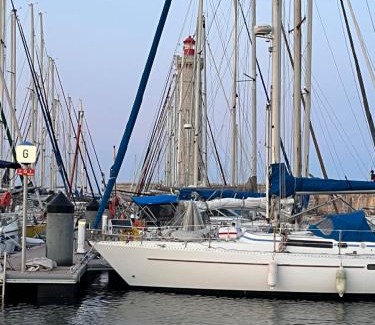 Sete Boat Rental | IPANEMA - JOLI BATEAU à QUAI