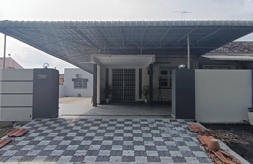 Hulu Kinta House | Ipoh Garden East Homestay by Grab A Stay