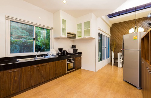 Ao Nang Villa | Irawan House