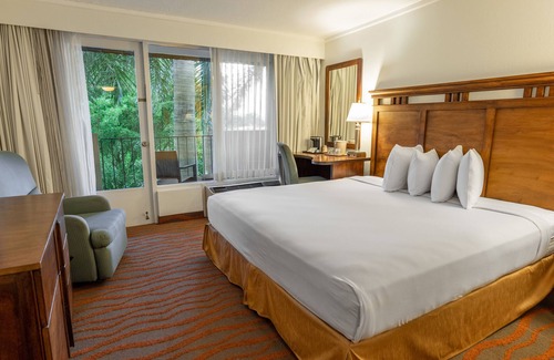 San Jose Hotel | Irazu Hotel & Studios