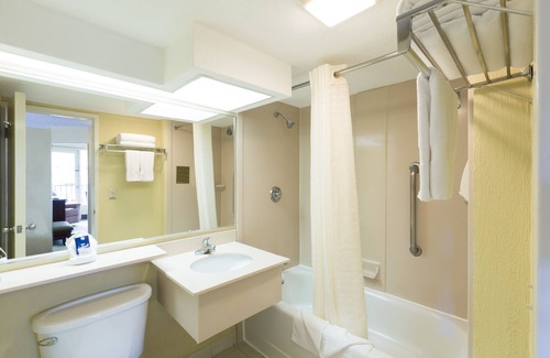 San Jose Hotel | Irazu Hotel & Studios