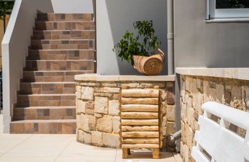 Kato Stalos Apartment | Irini Stalos Apartments