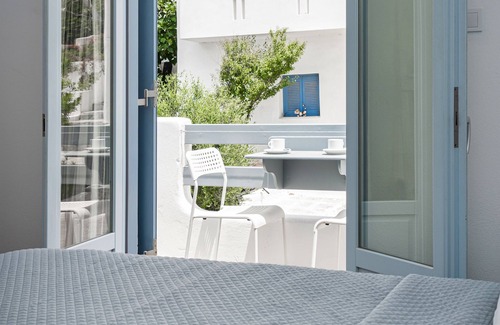 Naousa Hotel | Iris Hotel