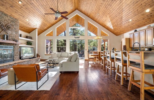 Torreon House | Iris Lodge at Torreon, Peaceful Nature Retreat!