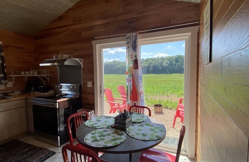 New London RV Rental | Irish Acres Farm GLAMPGroundnDeluxe & Rustic GlampingnHosting n1-22 persons