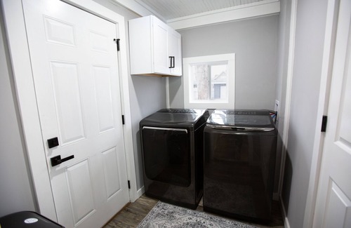 Northeast South Bend House | IRISH COVE GETAWAY! Walk to Notre Dame! Host a Tailgate with 2 homes!