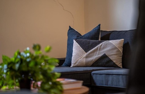 Adelaide Central Business District House | Irmas Place on Halifax