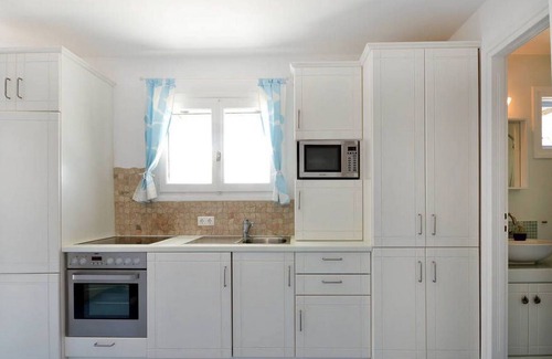 Faros Armenistis Cottage | IRO LUX STUDIO AMAZING VIEW