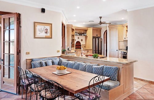 Pokolbin House | Iron Gate Estate - Pokolbin Hunter Valley