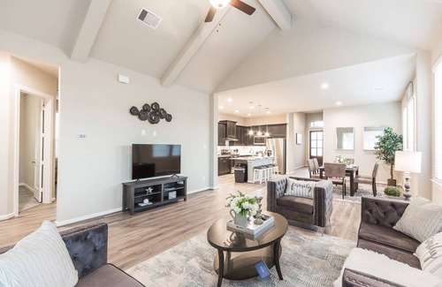 Sienna Plantation House | Ironwood Elegance