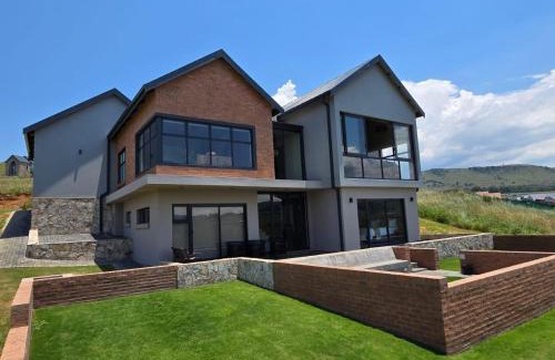 Dullstroom Villa | Ironwood Manor
