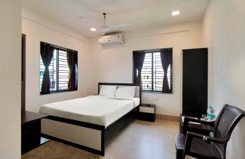 Lajpat Nagar Hotel | iROOMZ Growval Residency
