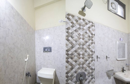 Hyderabad Hotel | iROOMZ Peaceful Stay Villa
