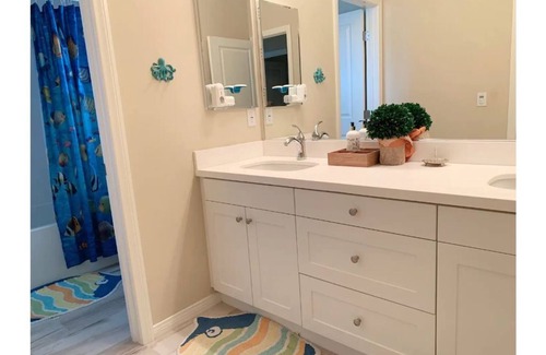 Tustin Villa | #IRVINE#Bright 3 bedrooms with full of sunshine
