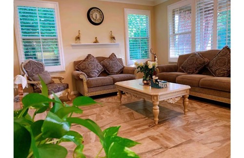 Tustin Villa | #IRVINE#Bright 3 bedrooms with full of sunshine
