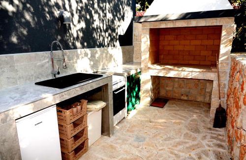 Silba House | Isabella