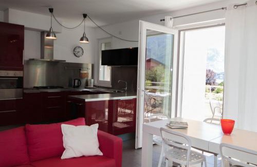 Azzano House | IsaBellaVista - Mezzegra, Tremezzina by LoveComo