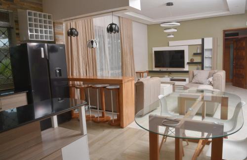Kampala House | Isabirye residence