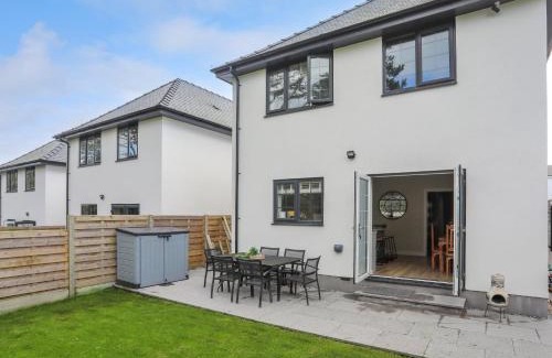 Llangefni House | Iscoed