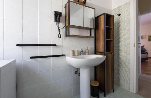 Tavernola Apartment | IseoLakeRental - Fuori Porta