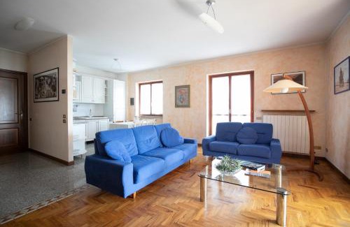 Riva di Solto Apartment | IseoLakeRental - Casa Anita