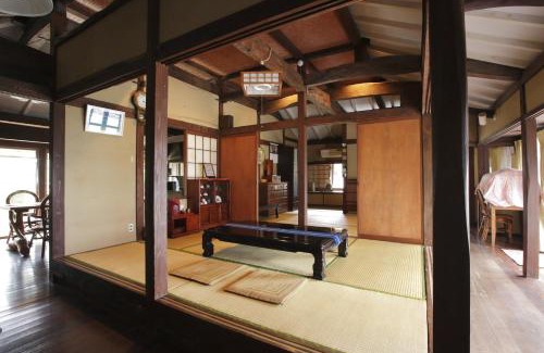 Taketomi-jima Taketomi-cho House | Ishigakijima Akagawara Villa