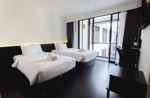 Wua Lai Hotel | iSilver Hotel
