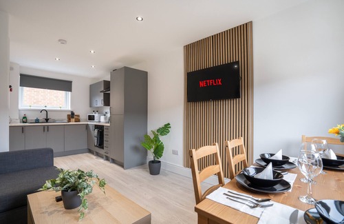 Newcastle-upon-Tyne House | isimi luxurious house newcastle