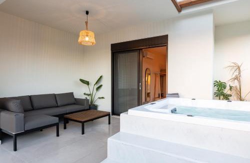 Adelianos Kampos Apartment | Isla Luxury Apartments - Private Hot tub - 100m from beach