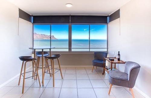 Strand Apartment | Isla's Place (Strandsig 304)