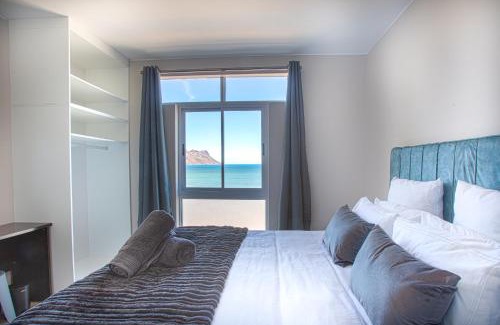 Strand Apartment | Isla's Place (Strandsig 304)