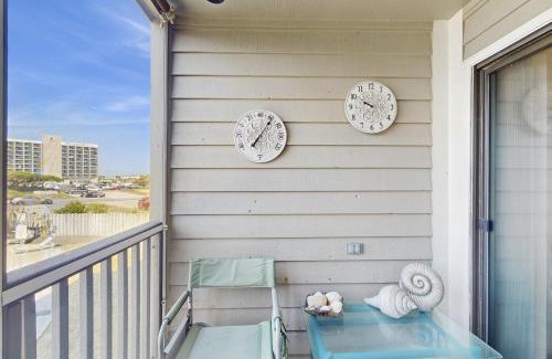 Atlantic Beach Apartment | Island Beach & Racquet Club B109