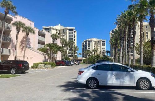 Fort Pierce Apartment | Island Beach Villa 2Beds 2baths