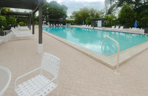Longboat Key Apartment | Island Breeze Sanctuary