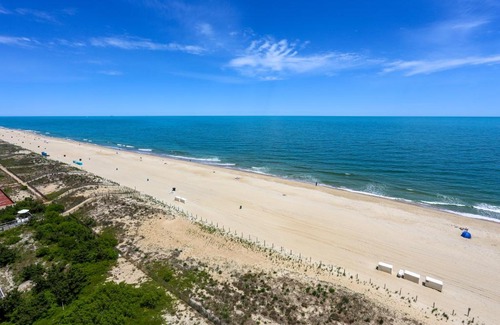 Midtown Ocean City Hotel | Island Cabana