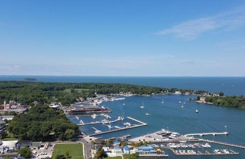 Put-in-Bay House | Island Club #99