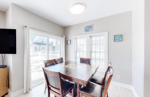 North Topsail Beach House | Island Delight Ocean Ridge