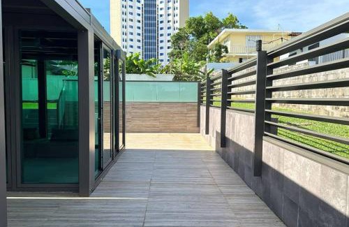 Tamuning House | Island Escape