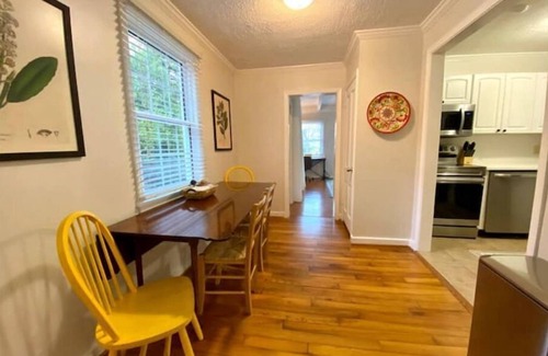 Saint Simons Heights Cottage | Island Getaway or WFBeach!