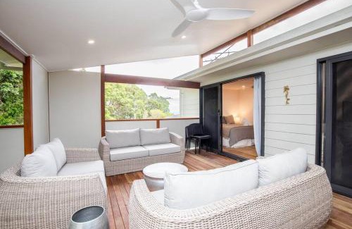 Point Lookout House | Island Hideaway + 1 min to Cylinder Beach + Sleeps 10