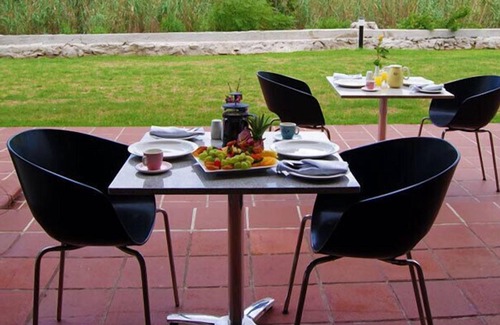 Isipingo Beach Hotel | Island Hotel
