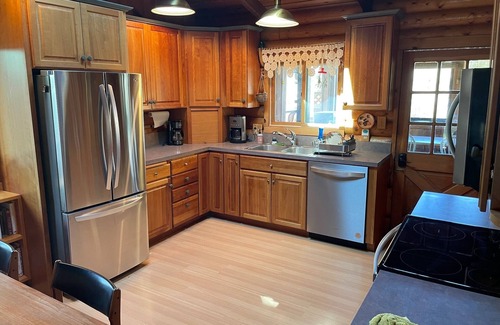 Livingston House | Island House on Yellowstone River with beach and fishing out back door:
