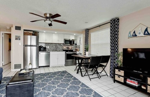Englewood Villa | Island Oasis Delights, Pool & Beach