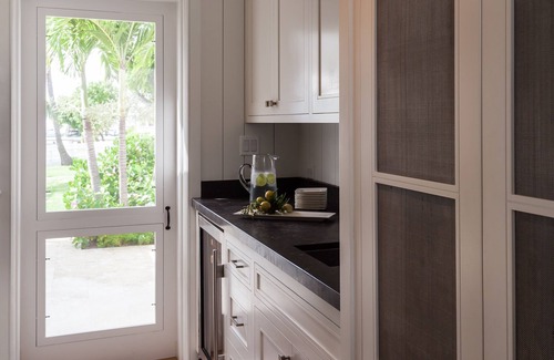 Dunmore Town Cottage | Island Oasis in the heart of Dunmore town
