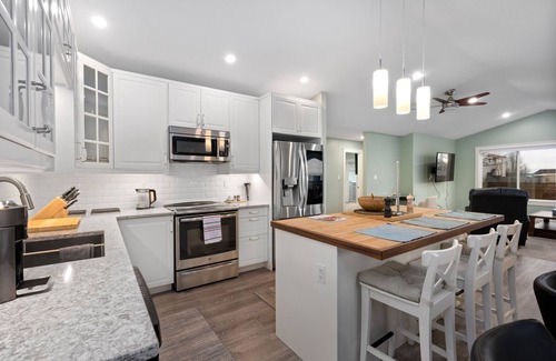 Regional District of Nanaimo House | Island paradise oceanview estate Beautifully Landscaped Oceanfront propertyn