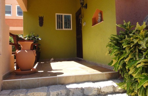 La Gloria Villa | Island Paradise on Beach