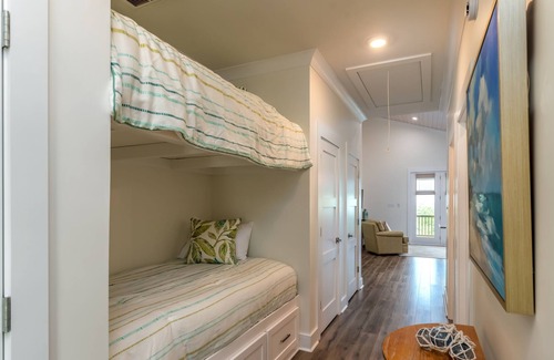 Indian Bay Condo | Island Soul Rendezvous Bay Villa - Unit 4 - 500 Lemoyne 1 Bedroom Condo by RedAwning