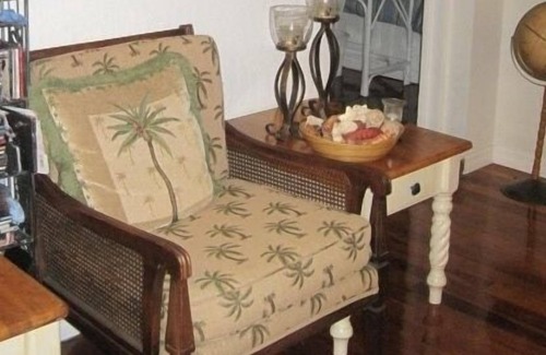 Rio Cottage | Island style home in quiet, residential neighborhood.